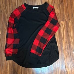 Black and Red Plaid Women’s Shirt